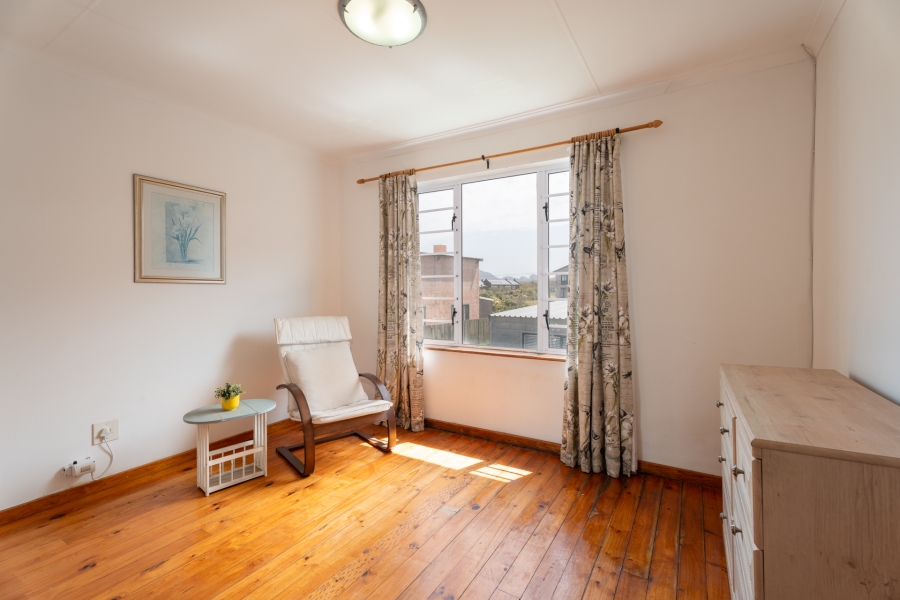 4 Bedroom Property for Sale in Bettys Bay Western Cape
